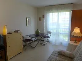 Отель Les Caravelles Кабур